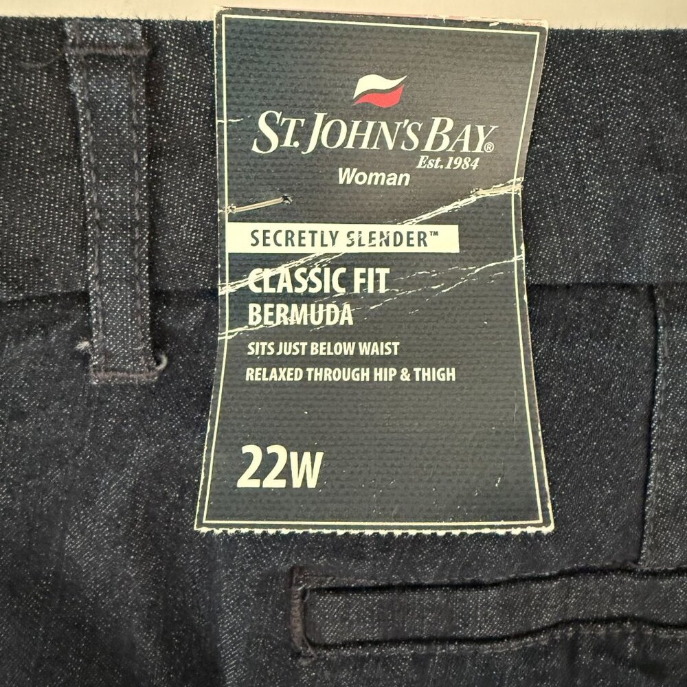 NWT St. Johns Bay Womens Secretly Slender Bermuda Shorts 22W Dark Wash Cotton - Picture 3 of 13
